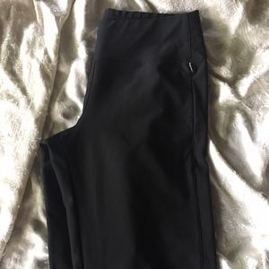 🚫🚫SOLD🚫🚫! LUCY YOGA w/ZIPPER POCKETS- COMFY!